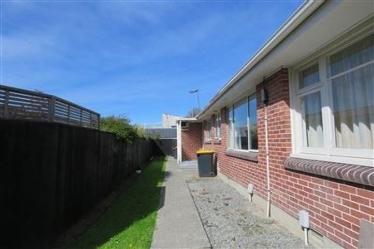 Photo of property in 3/69a Mandeville Street, Riccarton, Christchurch, 8011