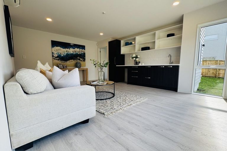 Photo of property in 84 Arran Drive, Orewa, 0931