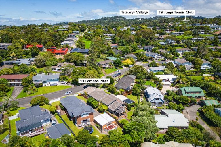 Photo of property in 11 Lemnos Place, Titirangi, Auckland, 0604