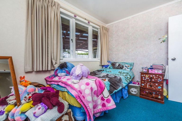 Photo of property in 29 Strid Road, Te Atatu South, Auckland, 0610