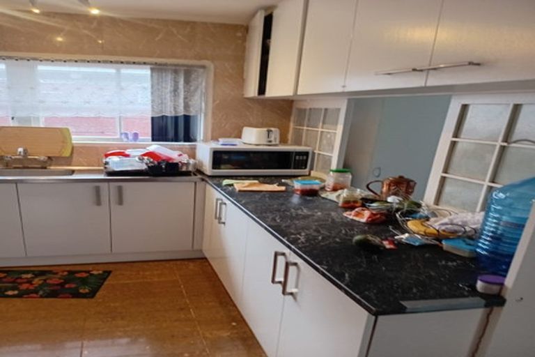 Photo of property in 17 Meadowcourt Drive, Manukau, Auckland, 2025