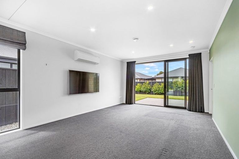 Photo of property in 22 George Square West, Wigram, Christchurch, 8025