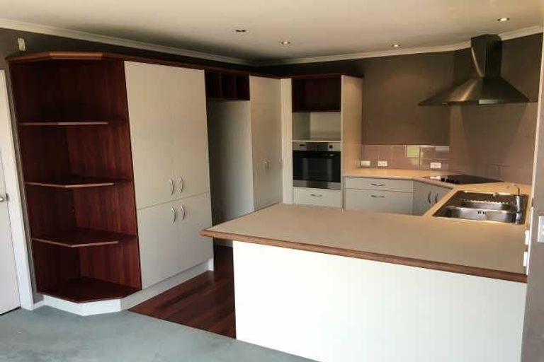 Photo of property in 12 Merlin Close, Huntington, Hamilton, 3210