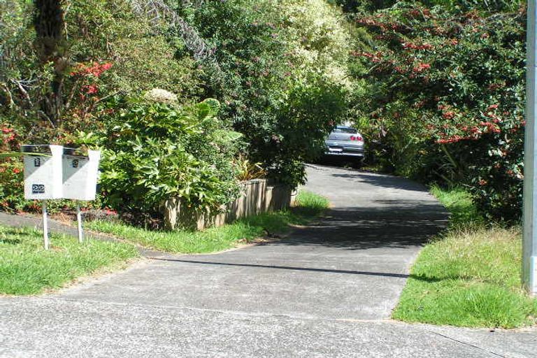 Photo of property in 1/22 Odin Place, Beach Haven, Auckland, 0626