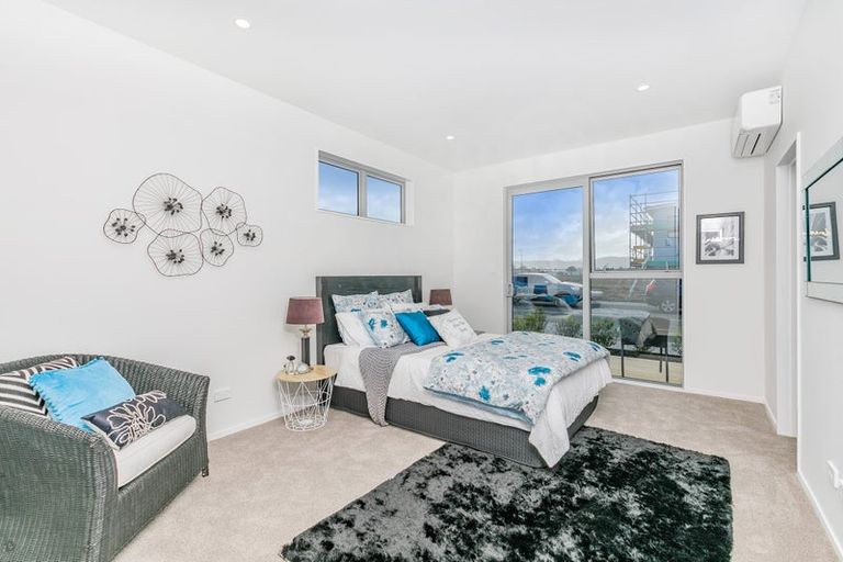 Photo of property in 42 Schoolside Road, Kumeu, 0810