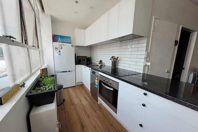 Photo of property in Hume House, 152u1 The Terrace, Wellington Central, Wellington, 6011