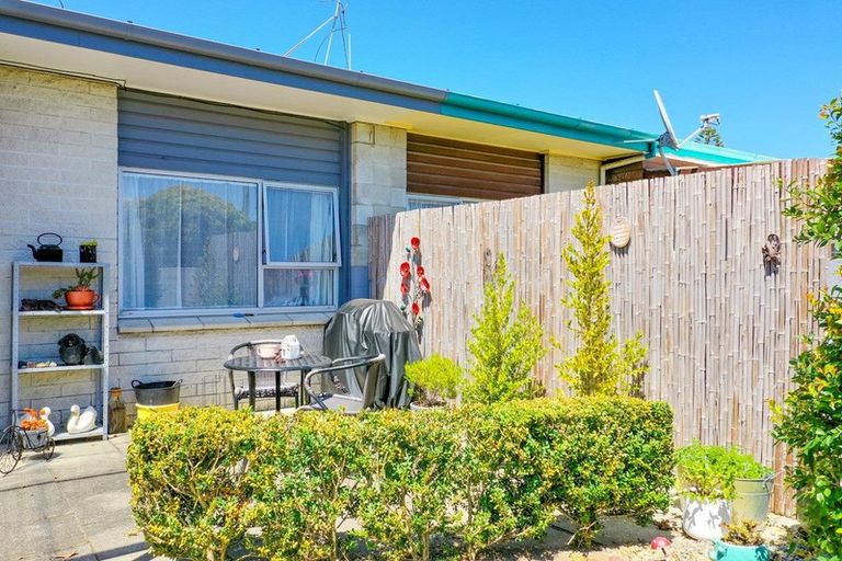 Photo of property in 2/77 Goulstone Road, Whakatane, 3120