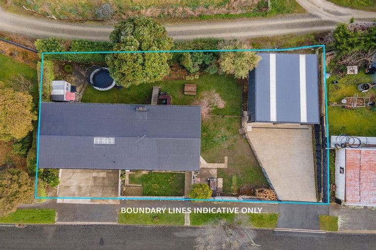 Photo of property in 23 Holmes Street, Holmes Hill, Oamaru, 9401