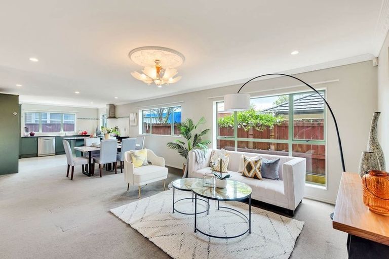 Photo of property in 22a Harrington Road, Henderson, Auckland, 0610