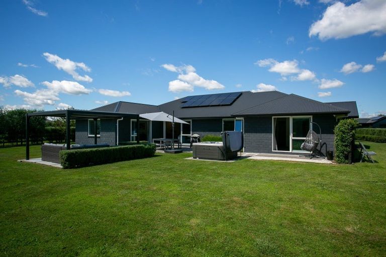 Photo of property in 14 Nikale Street, Cambridge, 3434