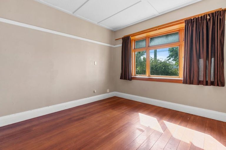 Photo of property in 175 Dixon Street, Masterton, 5810