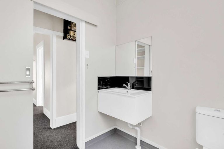 Photo of property in 5 Banks Street, Tolaga Bay, 4077