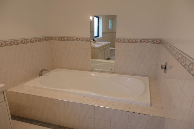 Photo of property in 151 Racecourse Road, Cambridge, 3493