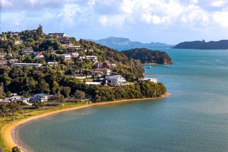 Photo of property in 18a Coutts Avenue, Paihia, 0200