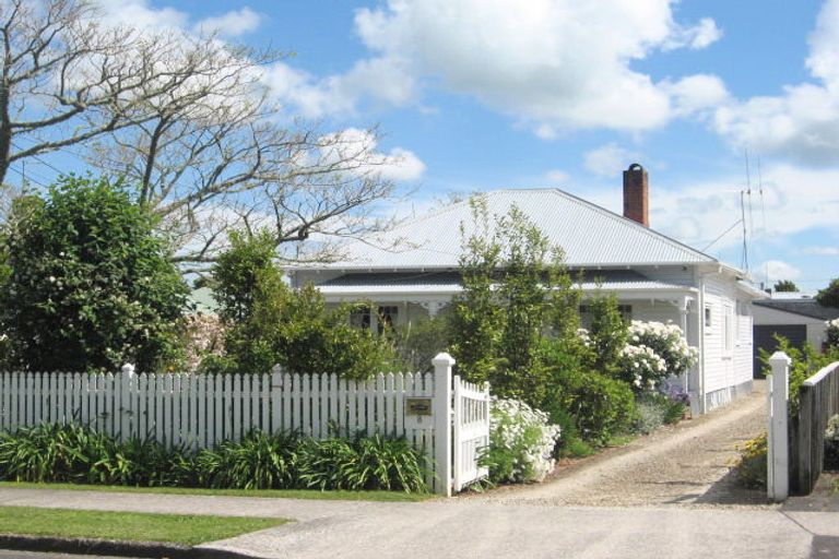 Photo of property in 8 Princes Street, Cambridge, 3434