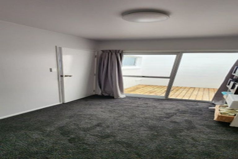 Photo of property in 1/59 Eskdale Road, Birkdale, Auckland, 0626