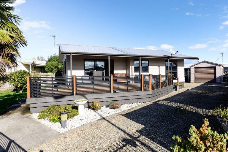Photo of property in 9 Pringle Place, Nawton, Hamilton, 3200