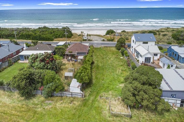 Photo of property in 1142 Brighton Road, Brighton, Dunedin, 9035