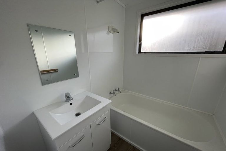 Photo of property in 79 Fairfield Road, Fairfield, Hamilton, 3214