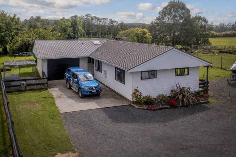 Photo of property in 142a Moewai Road, Whitianga, 3591