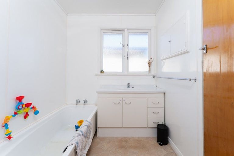 Photo of property in 23 Lambert Street, Abbotsford, Dunedin, 9018