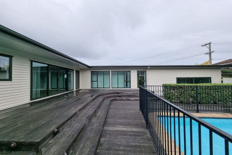Photo of property in 69 Aberdeen Road, Castor Bay, Auckland, 0620