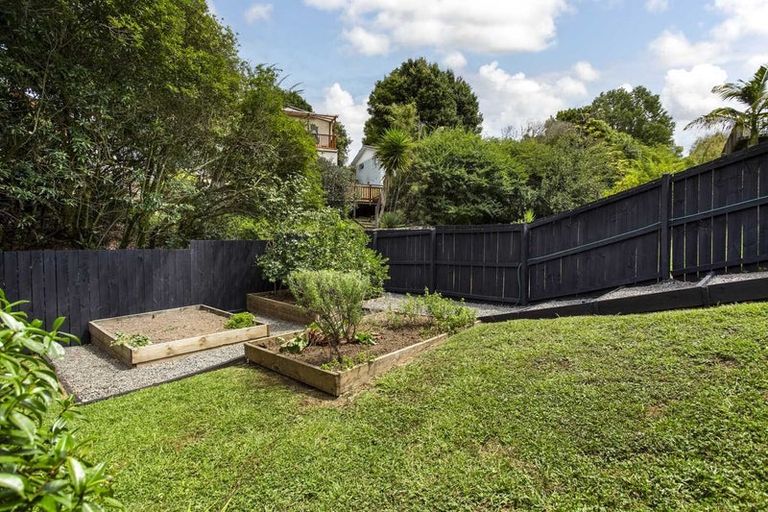 Photo of property in 25b Rehia Road, Massey, Auckland, 0614