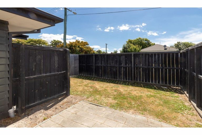 Photo of property in 4 Gresford Street, Edgeware, Christchurch, 8013