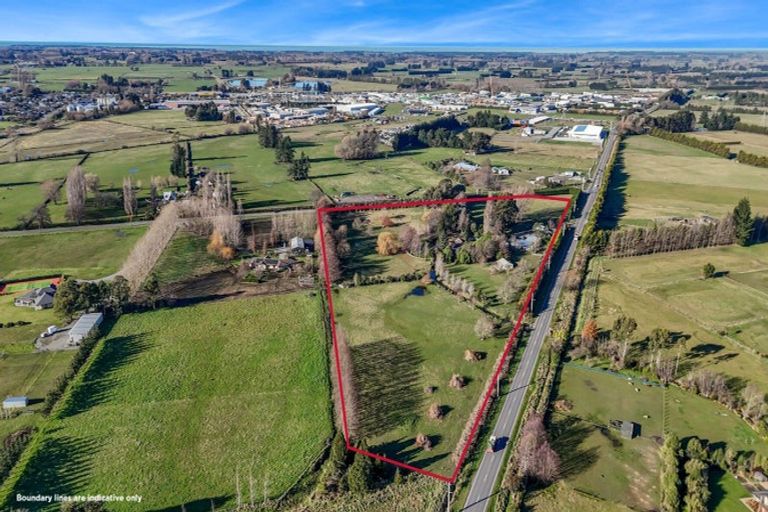 Photo of property in 15 Townsend Road, Rangiora, 7400