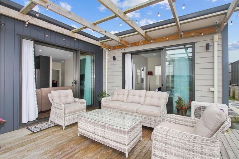 Photo of property in 13 Okohaka Avenue, Glenbrook, Waiuku, 2681