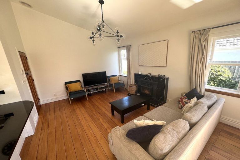 Photo of property in 17 Fife Lane, Miramar, Wellington, 6022