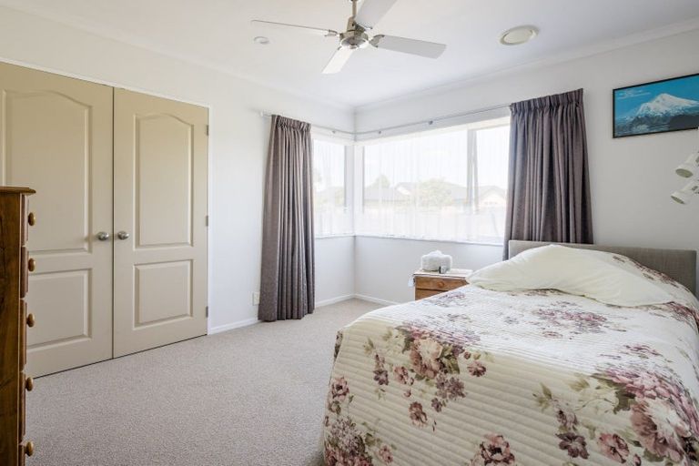 Photo of property in 1 Merlin Close, Huntington, Hamilton, 3210