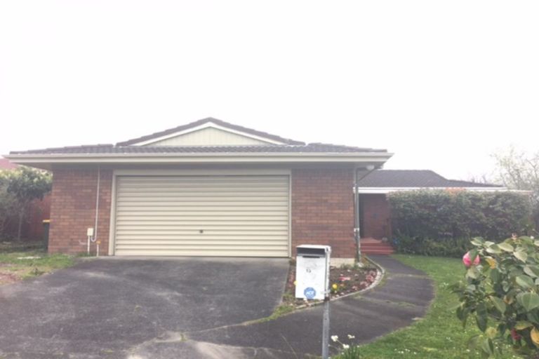 Photo of property in 13 Ciprian Place, Henderson, Auckland, 0612
