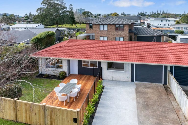 Photo of property in 1/59 Hatton Road, Orewa, 0931