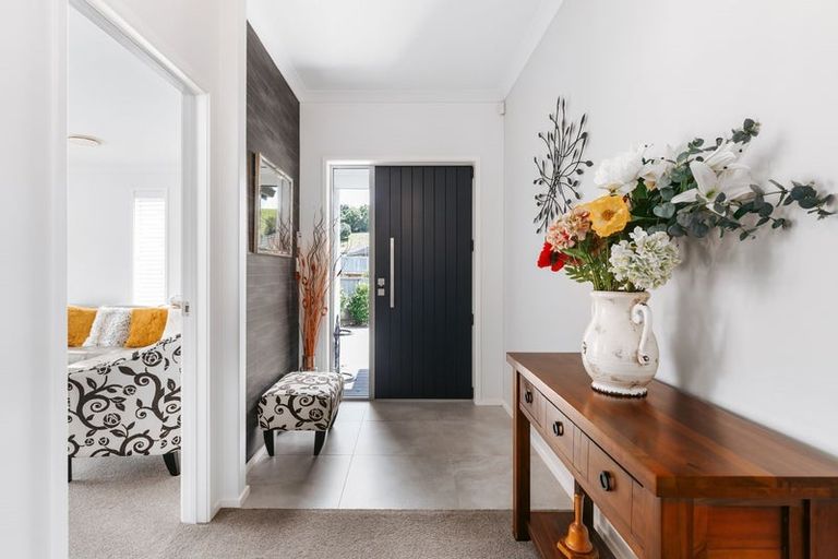 Photo of property in 13 Shoreview Close, Omokoroa, 3114