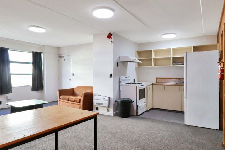 Photo of property in Te Awhina Apartments, 26/22u Sussex Street, Mount Cook, Wellington, 6021