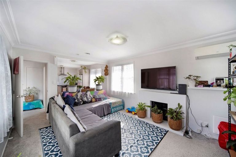 Photo of property in 3 Hannah Road, Otara, Auckland, 2023