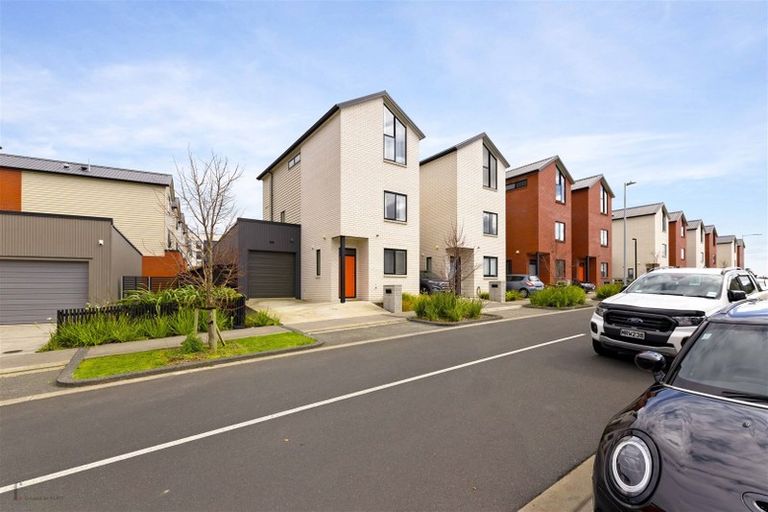 Photo of property in 4 Peihana Road, Hobsonville, Auckland, 0616