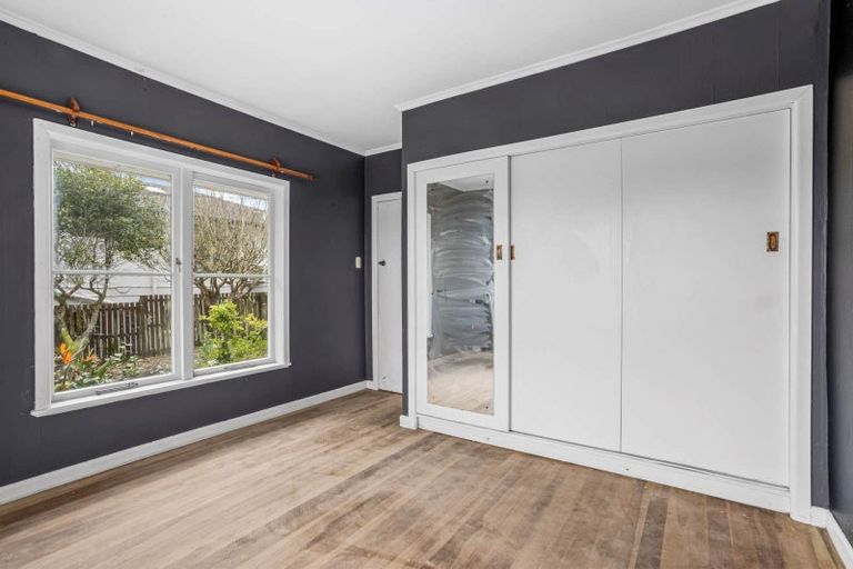 Photo of property in 59 Sylvan Avenue, Northcote, Auckland, 0627