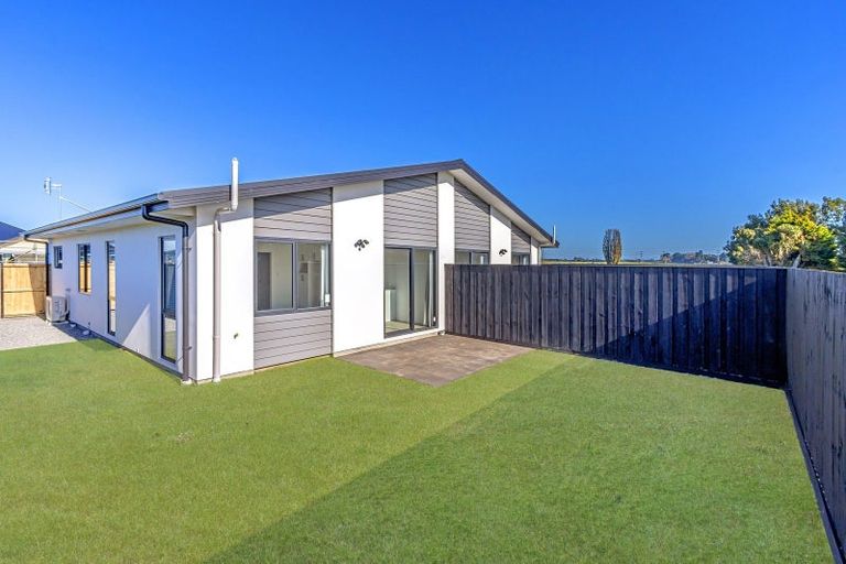 Photo of property in 12 Hunia Place, Yaldhurst, Christchurch, 8042