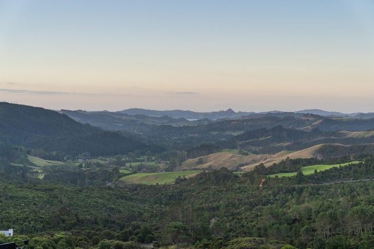 Photo of property in 50b Paul Road, Whenuakite, Whitianga, 3591