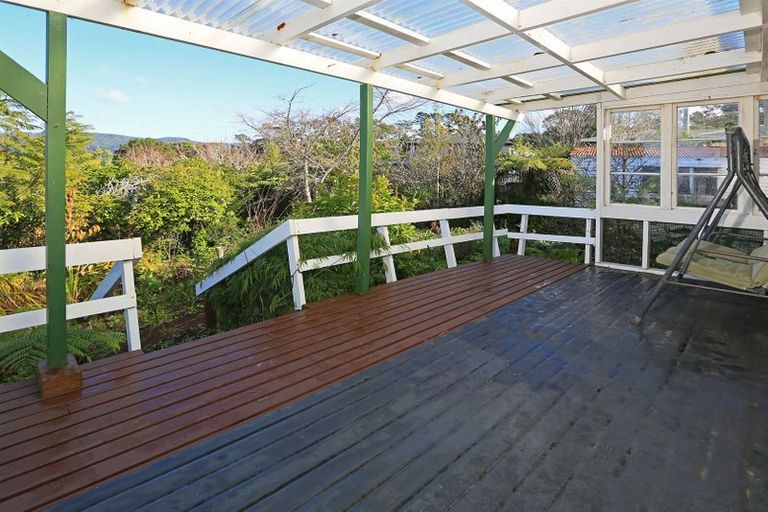Photo of property in 274 Sturges Road, Henderson, Auckland, 0612