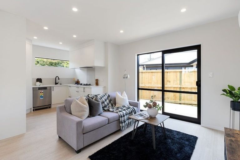 Photo of property in 2/41 Forsyth Street, Saint Andrews, Hamilton, 3200