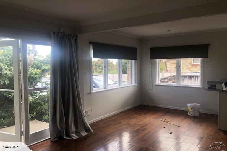 Photo of property in 43 Shirley Avenue, Papakura, 2110