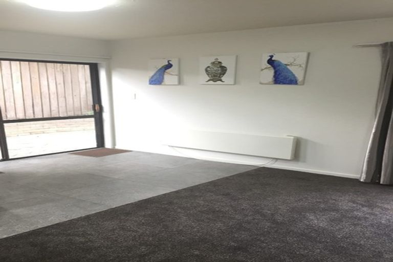 Photo of property in 21f4 Rotoiti Street, Johnsonville, Wellington, 6037