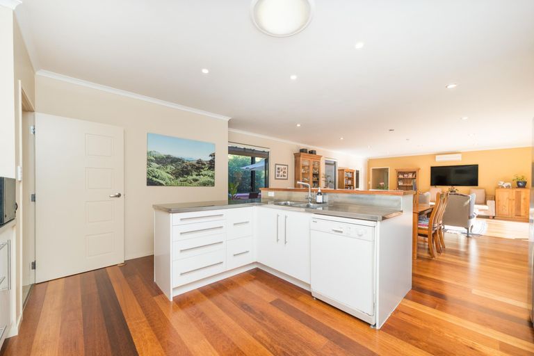 Photo of property in 14 Batt Street, West End, Palmerston North, 4410