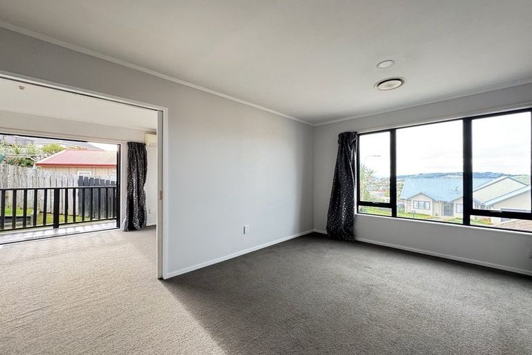 Photo of property in 8 Tolhurst Street, Johnsonville, Wellington, 6037