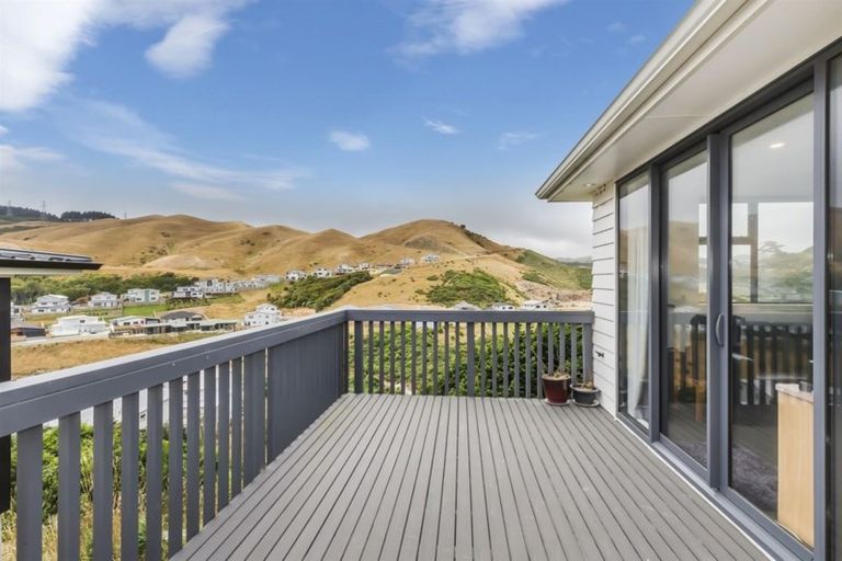 Photo of property in 36 Melksham Drive, Churton Park, Wellington, 6037