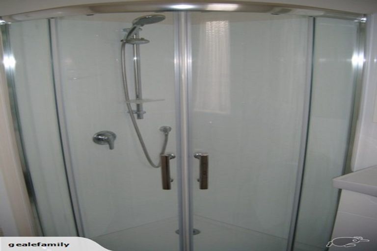 Photo of property in 36 Burnham Street, Seatoun, Wellington, 6022