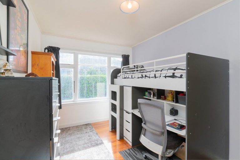 Photo of property in 130 Springs Road, Hornby, Christchurch, 8042